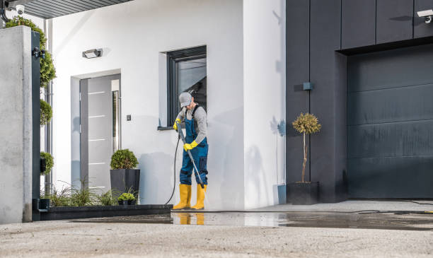 Best Gutter Cleaning  in Tracy, CA